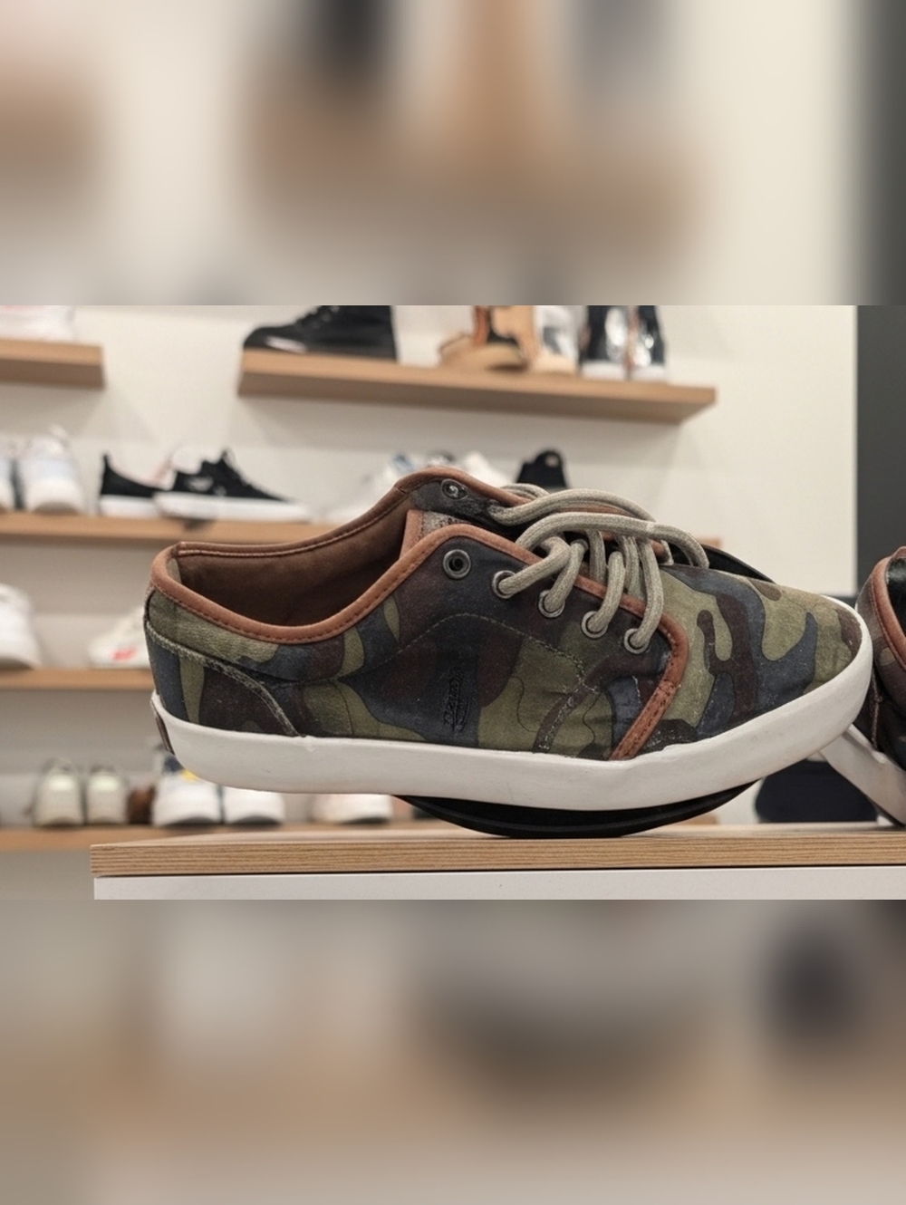 Youth Camouflage Sneakers - Green Camo And Brown Polo Raĺph Lauren